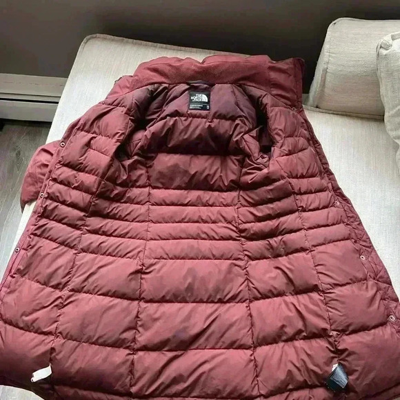 Womens North Face Parka - Picture 6 of 7